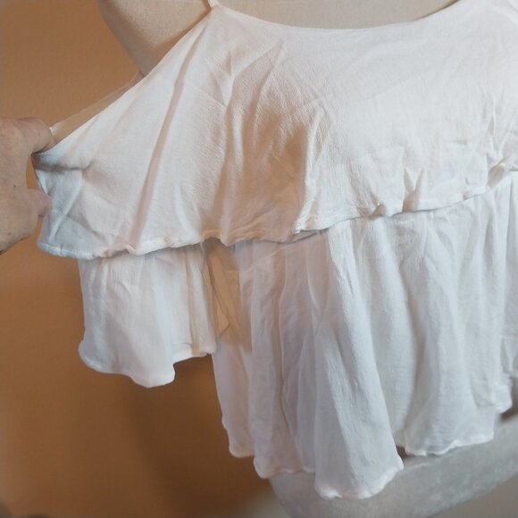 TIMING SIZE M RUFFLE LAYER SPAGHETTI STRAP OFF SHOULDER TOP - Picture 2 of 9